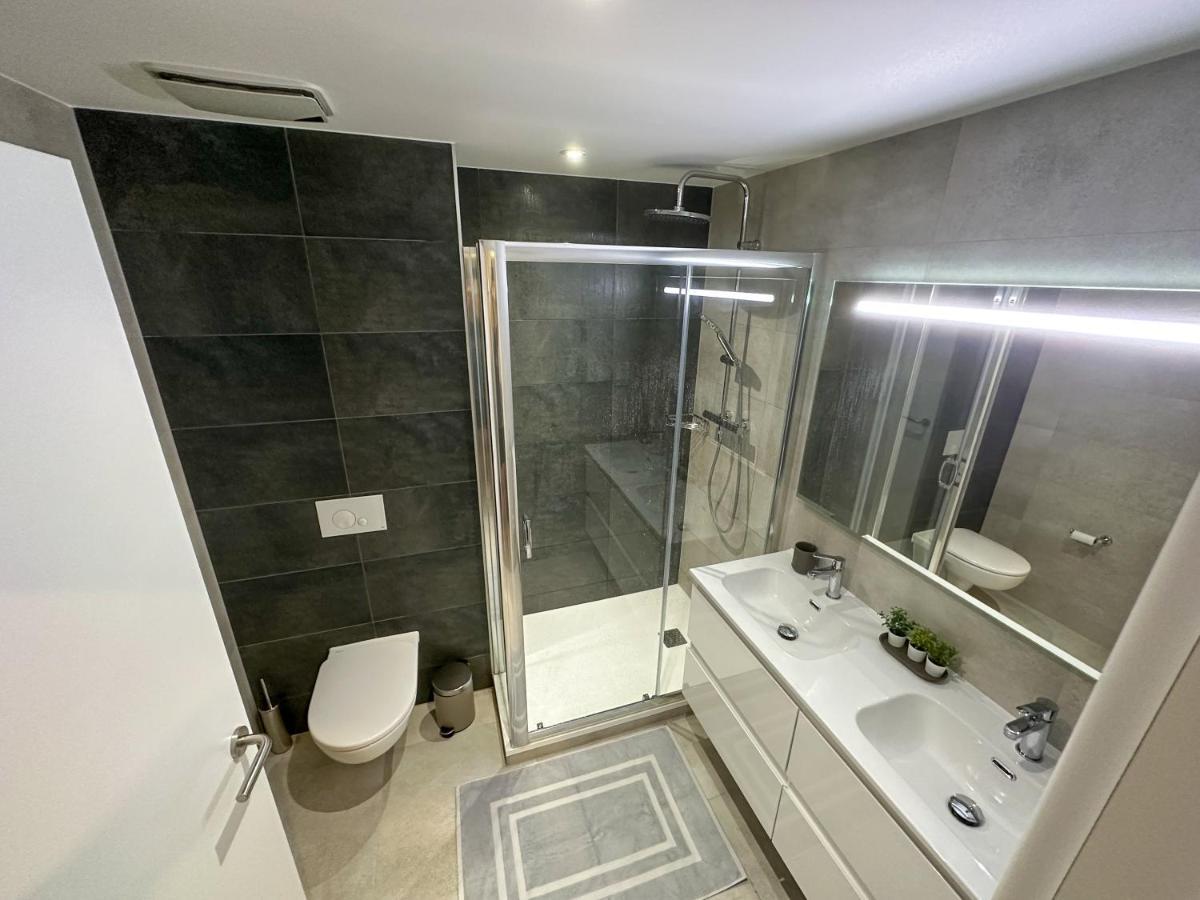 Brand New - Massive Studio - E1 - Self Catering Гібралтар Екстер'єр фото